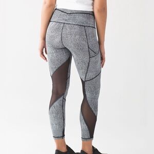 Lululemon Outrun Tights Leggings Mesh